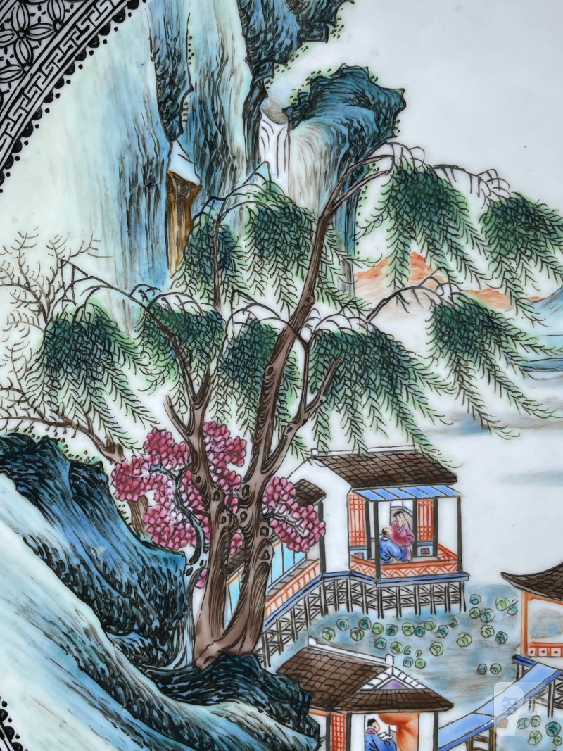 民国 粉彩山水纹大盘一对 - 图5
